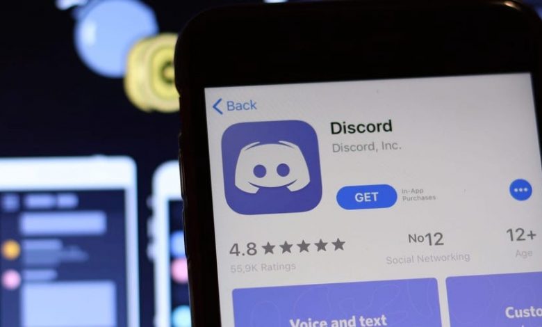 how to leave a discord server on mobile